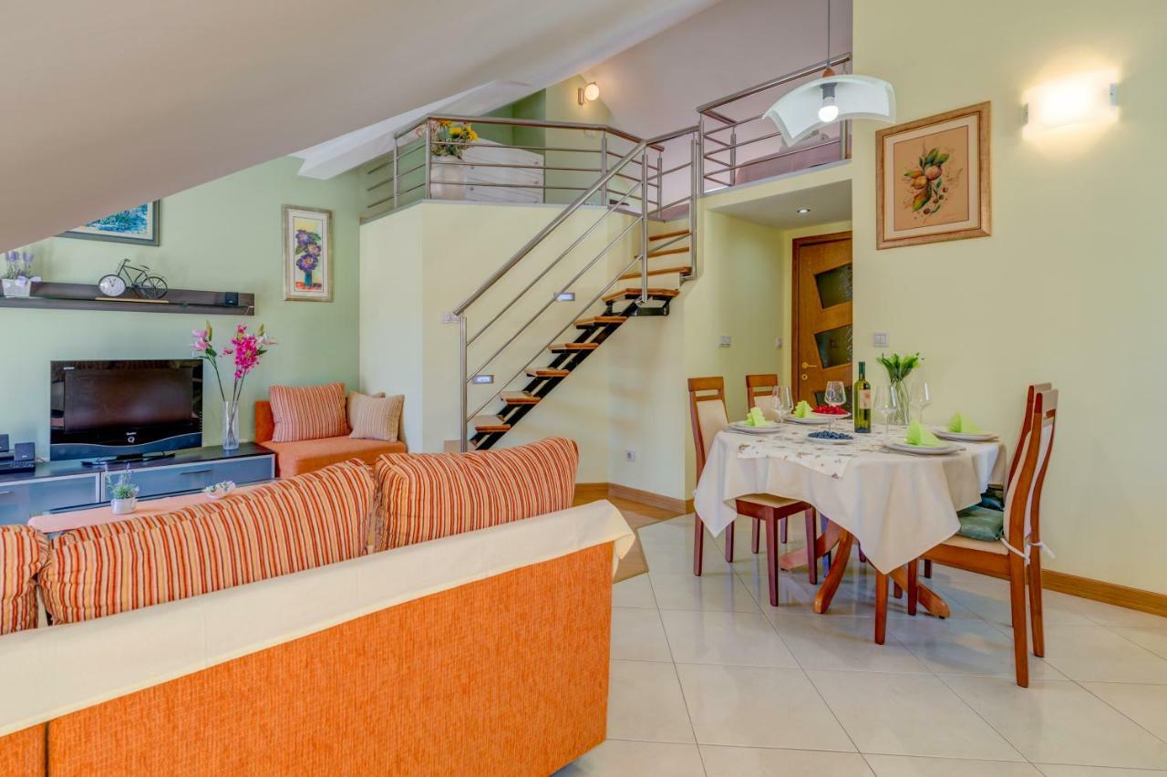 Natali Apartman Omiš Kültér fotó